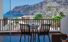Amazing Atlantic And Breathtaking Mountains Views