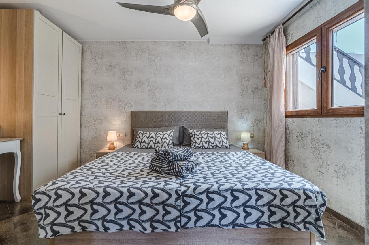 Ferienwohnung Amazing Atlantic And Breathtaking Mountains Views Acantilado de los Gigantes Exterior foto
